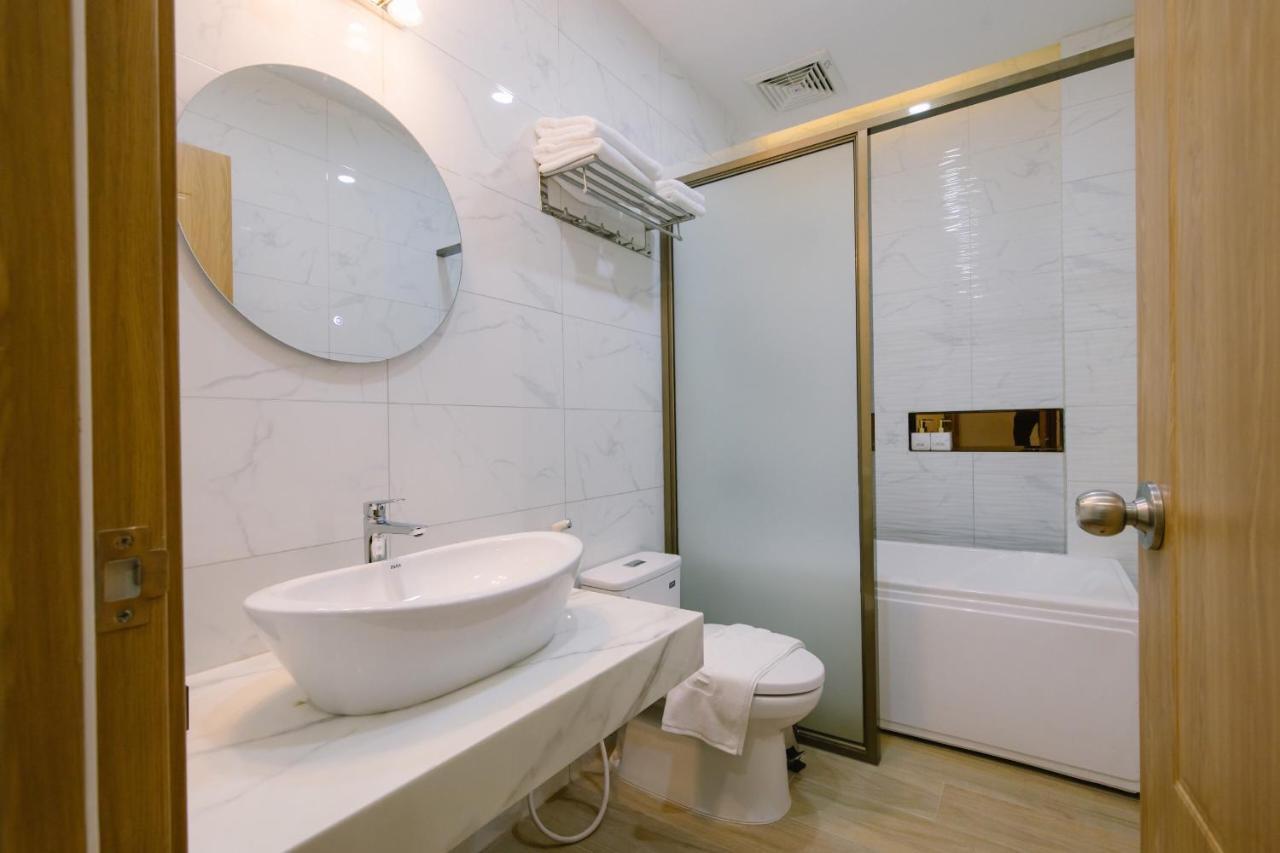Thuan Phat Hotel Soc Trang ภายนอก รูปภาพ