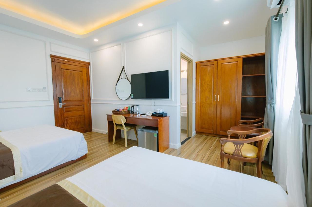 Thuan Phat Hotel Soc Trang ภายนอก รูปภาพ