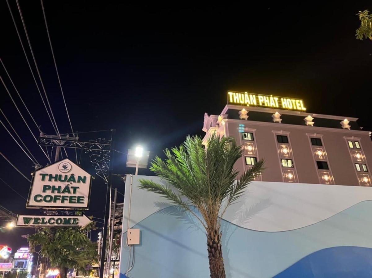 Thuan Phat Hotel Soc Trang ภายนอก รูปภาพ